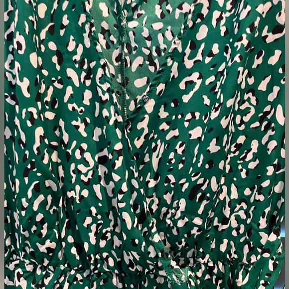 NWT Lulu’s leopard print romper - Picture 3 of 13